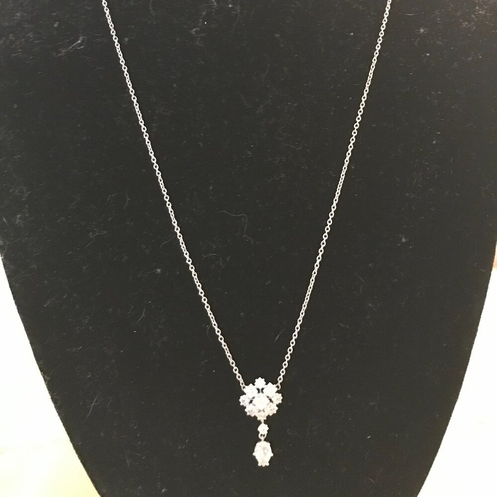 Nadri Flower Cubic zirconia Necklace, silvertone, New, 18' long